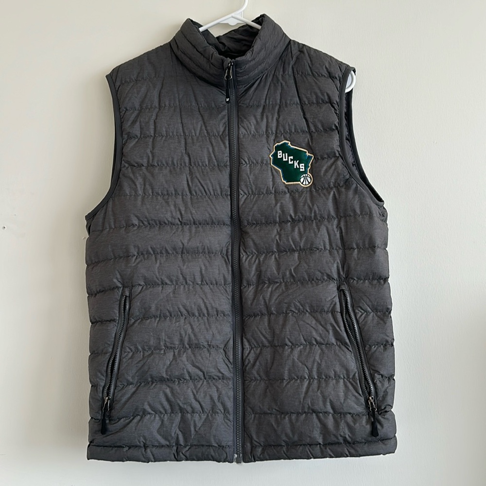 Milwaukee Bucks Puffervest